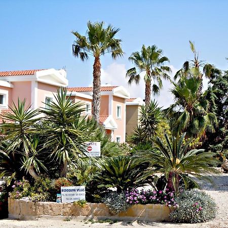 Rododafni Villas Klorakas Екстериор снимка