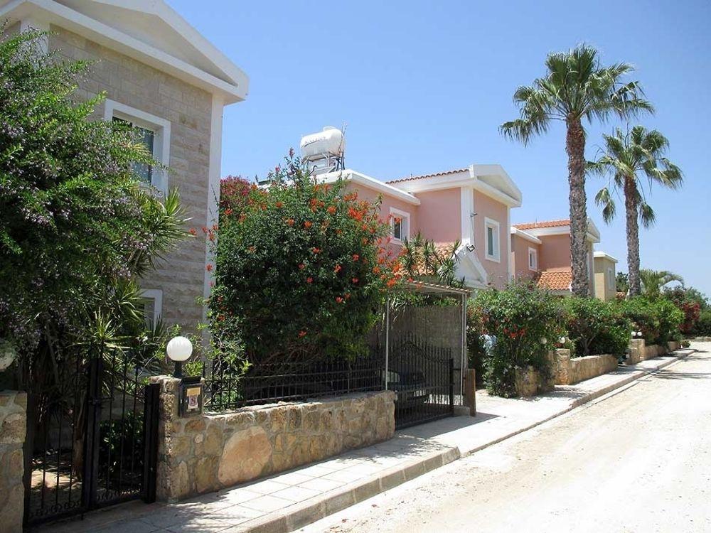 Rododafni Villas Klorakas Екстериор снимка
