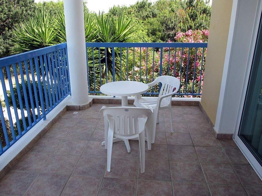 Rododafni Villas Klorakas Екстериор снимка