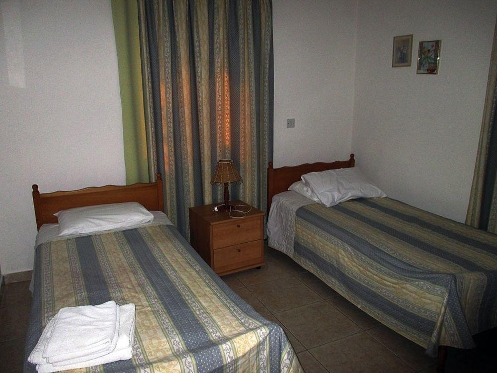 Rododafni Villas Klorakas Екстериор снимка