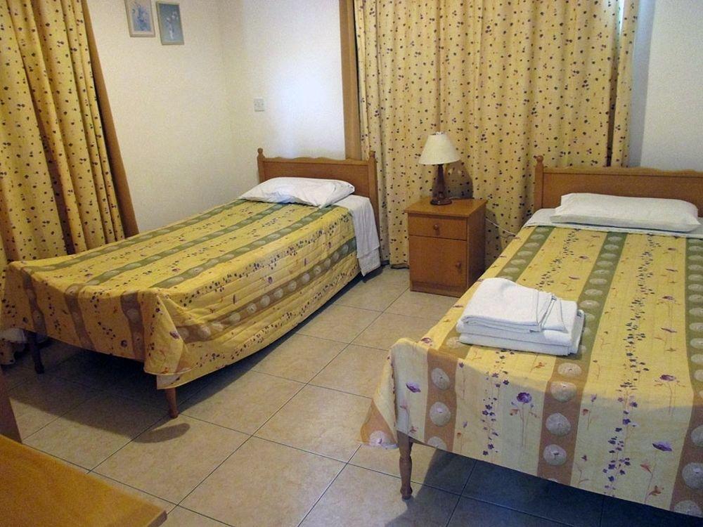 Rododafni Villas Klorakas Екстериор снимка