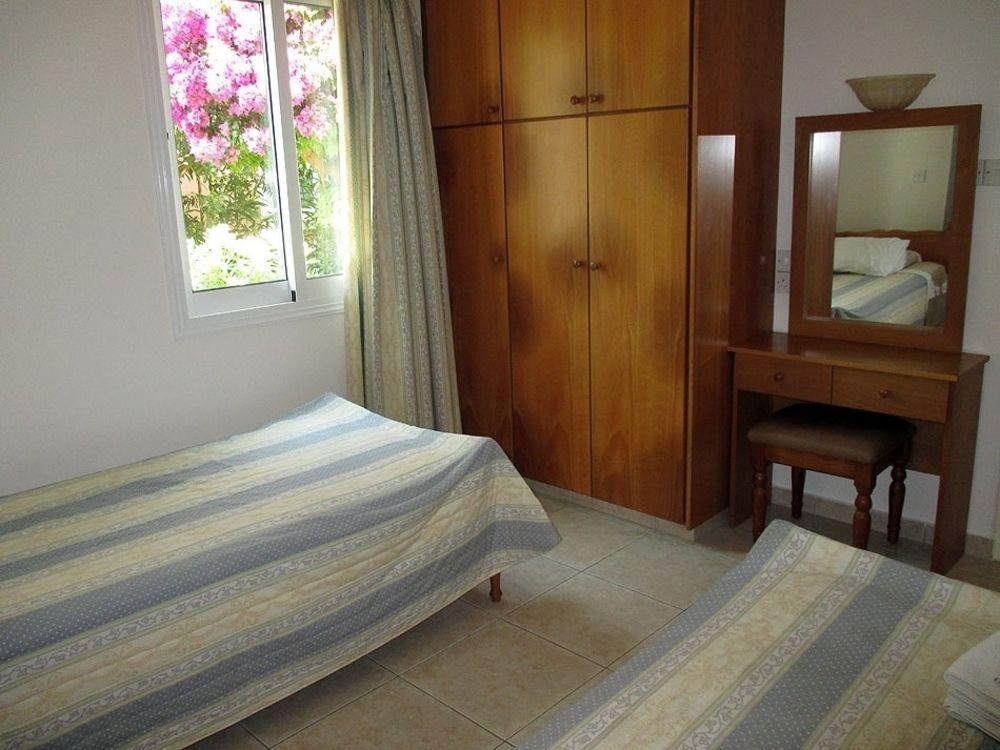 Rododafni Villas Klorakas Екстериор снимка