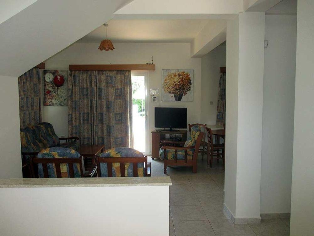 Rododafni Villas Klorakas Екстериор снимка