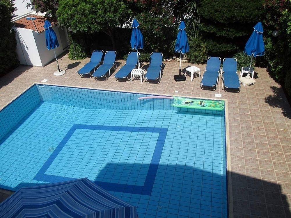 Rododafni Villas Klorakas Екстериор снимка