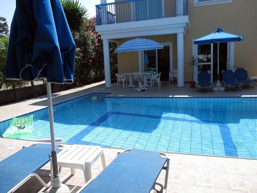 Rododafni Villas Klorakas Екстериор снимка