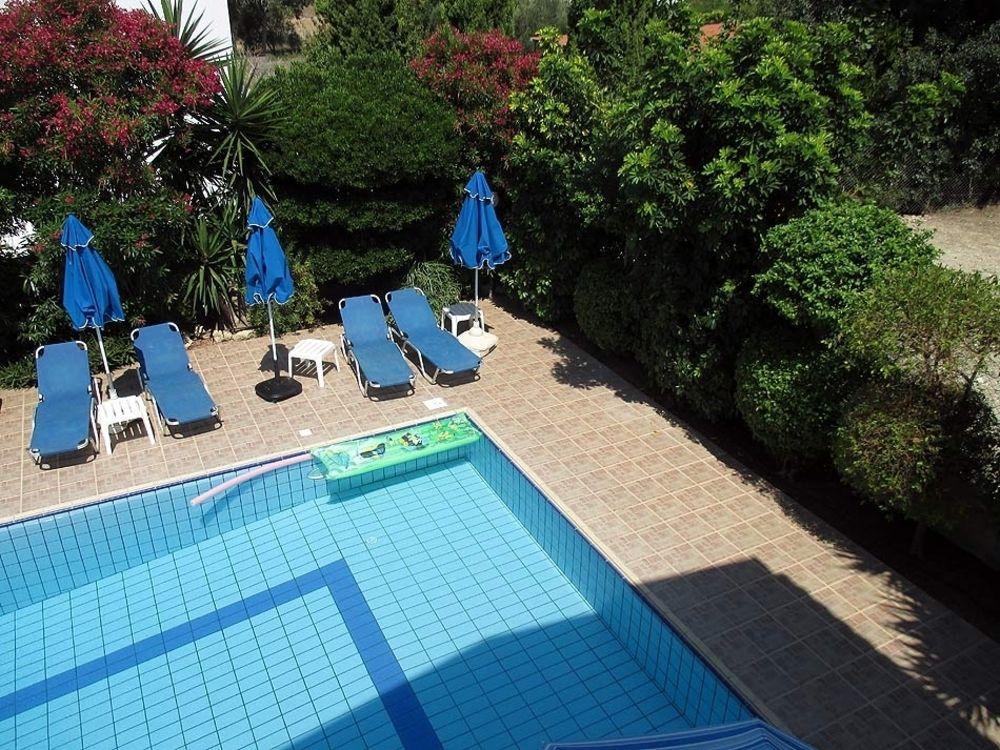 Rododafni Villas Klorakas Екстериор снимка