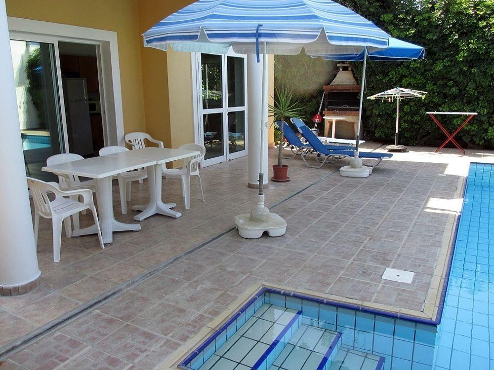 Rododafni Villas Klorakas Екстериор снимка
