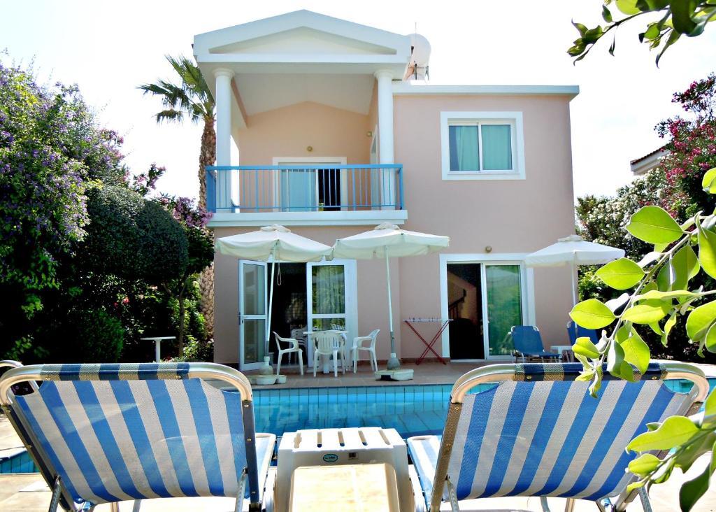 Rododafni Villas Klorakas Стая снимка