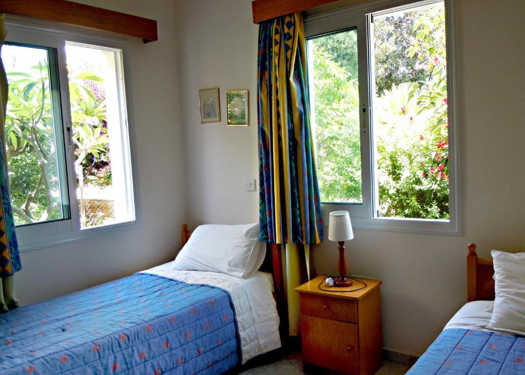 Rododafni Villas Klorakas Стая снимка