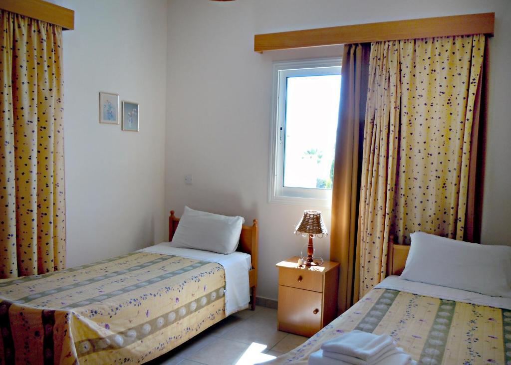 Rododafni Villas Klorakas Стая снимка
