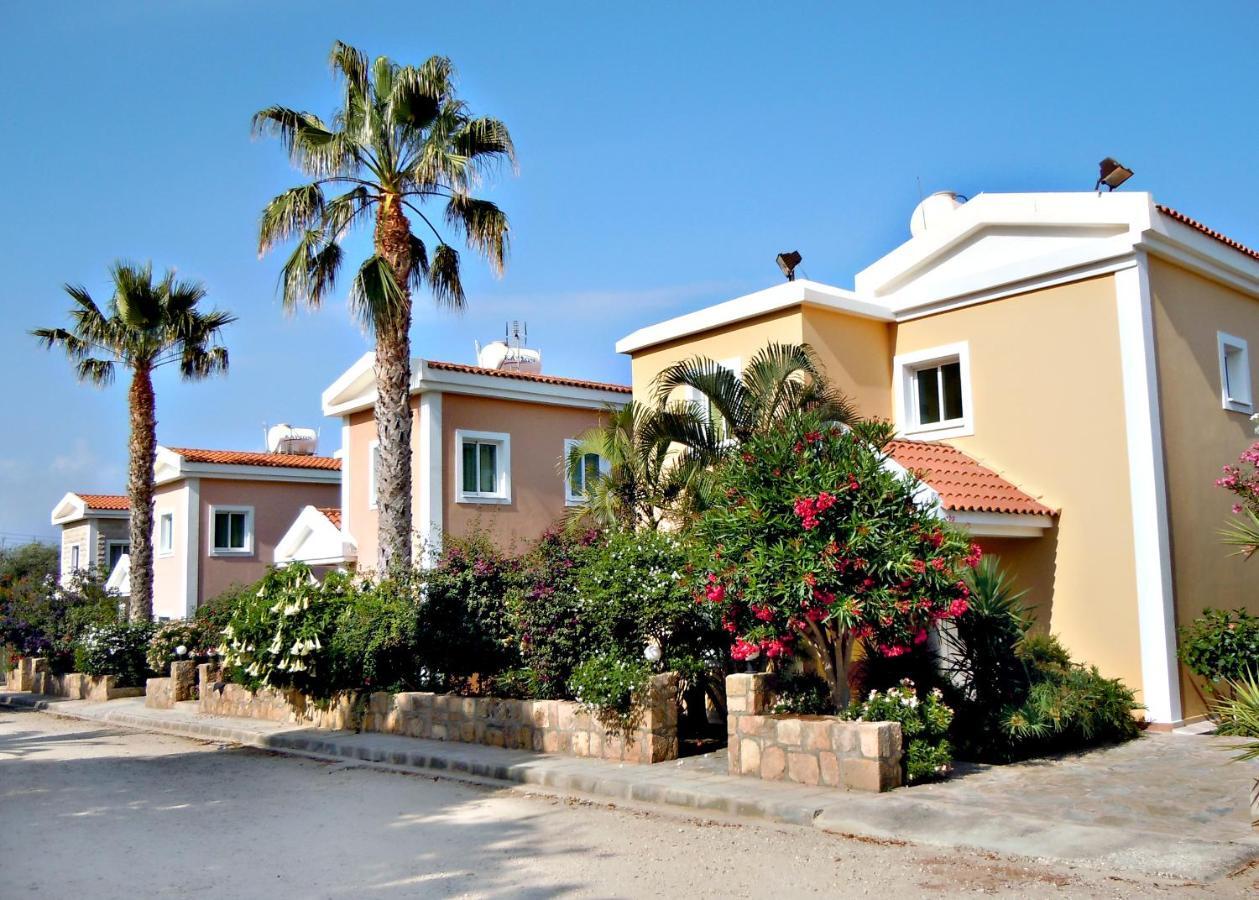 Rododafni Villas Klorakas Екстериор снимка